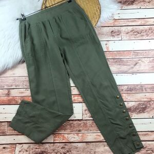 Soft surroundings green chino pants‎ w/ gold buttons Women’s Size S